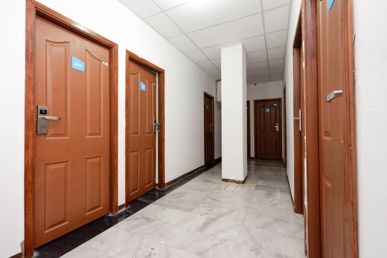 Hotel O Semarang Near Kota Lama Semarang Formerly Kamarkoe Residence Coo Property Экстерьер фото